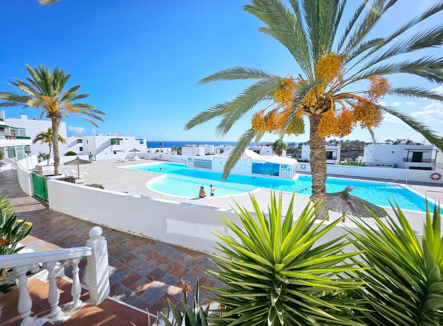 Azul Tuscan Playa Y Piscina Costa Teguise Exterior foto