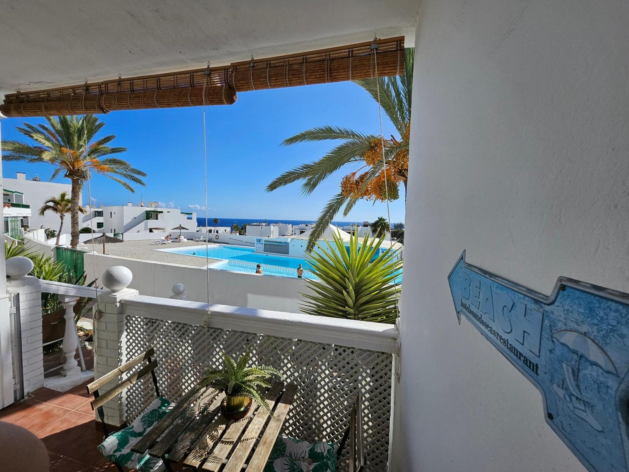 Azul Tuscan Playa Y Piscina Costa Teguise Exterior foto